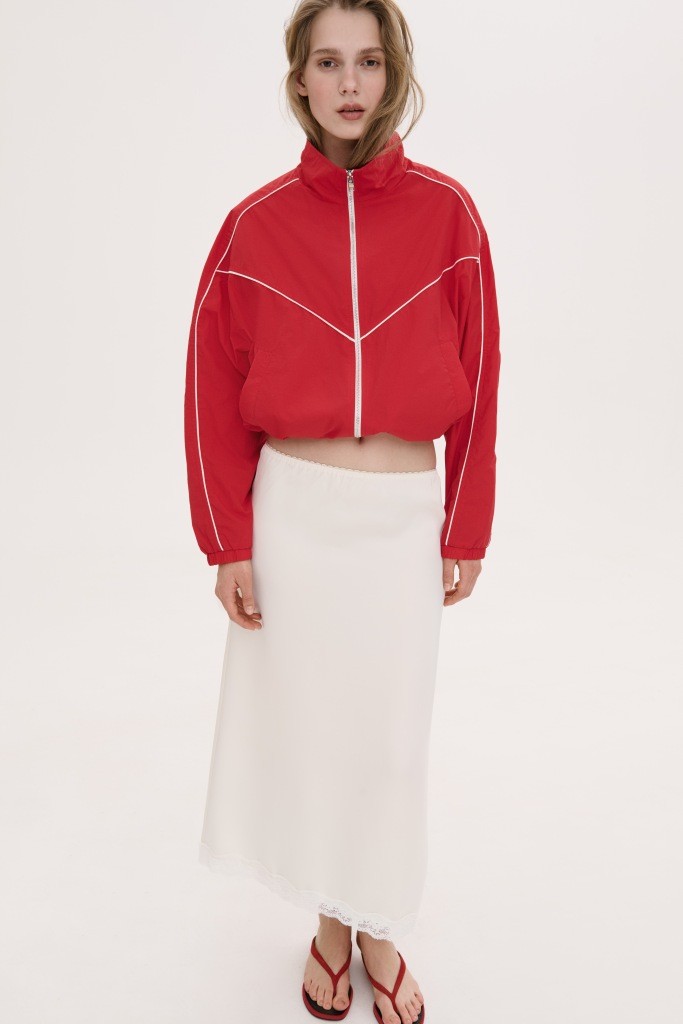 УКОРОЧЕНА КУРТКА-БОМБЕР З АКЦЕНТОМ НА ГЕОМЕТРІЮ 1264 зображення 2